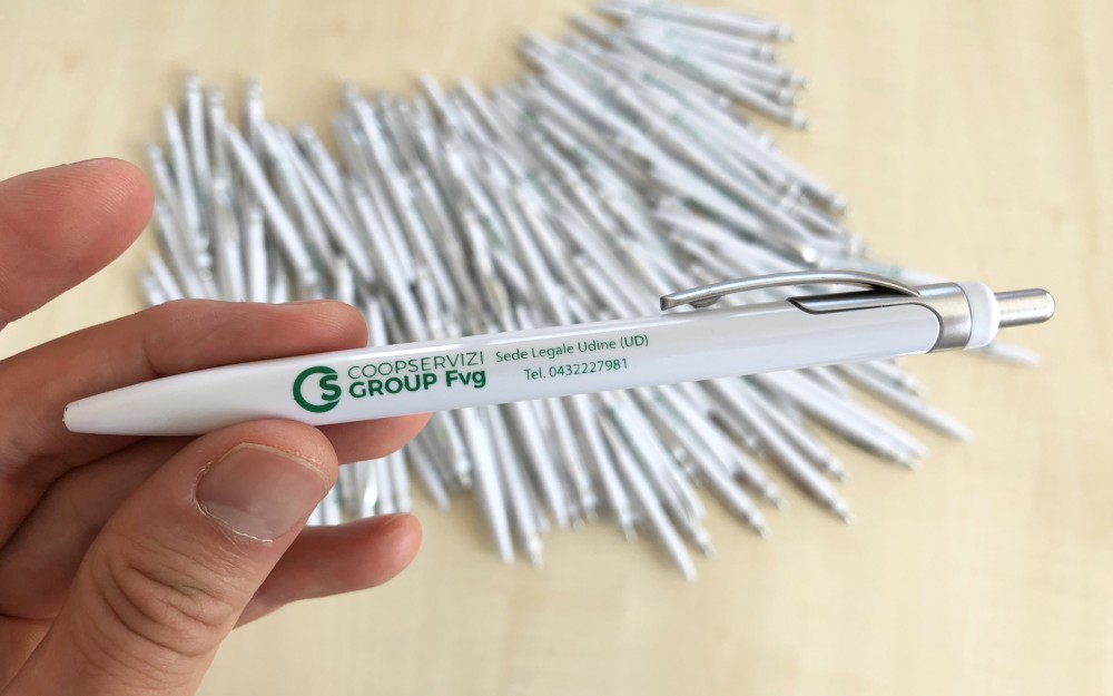 Penne Personalizzate Con Logo O Testo - 100 Pezzi Bianche, Area Stampa 0,55x7 Cm Per Aziende Ed Eventi