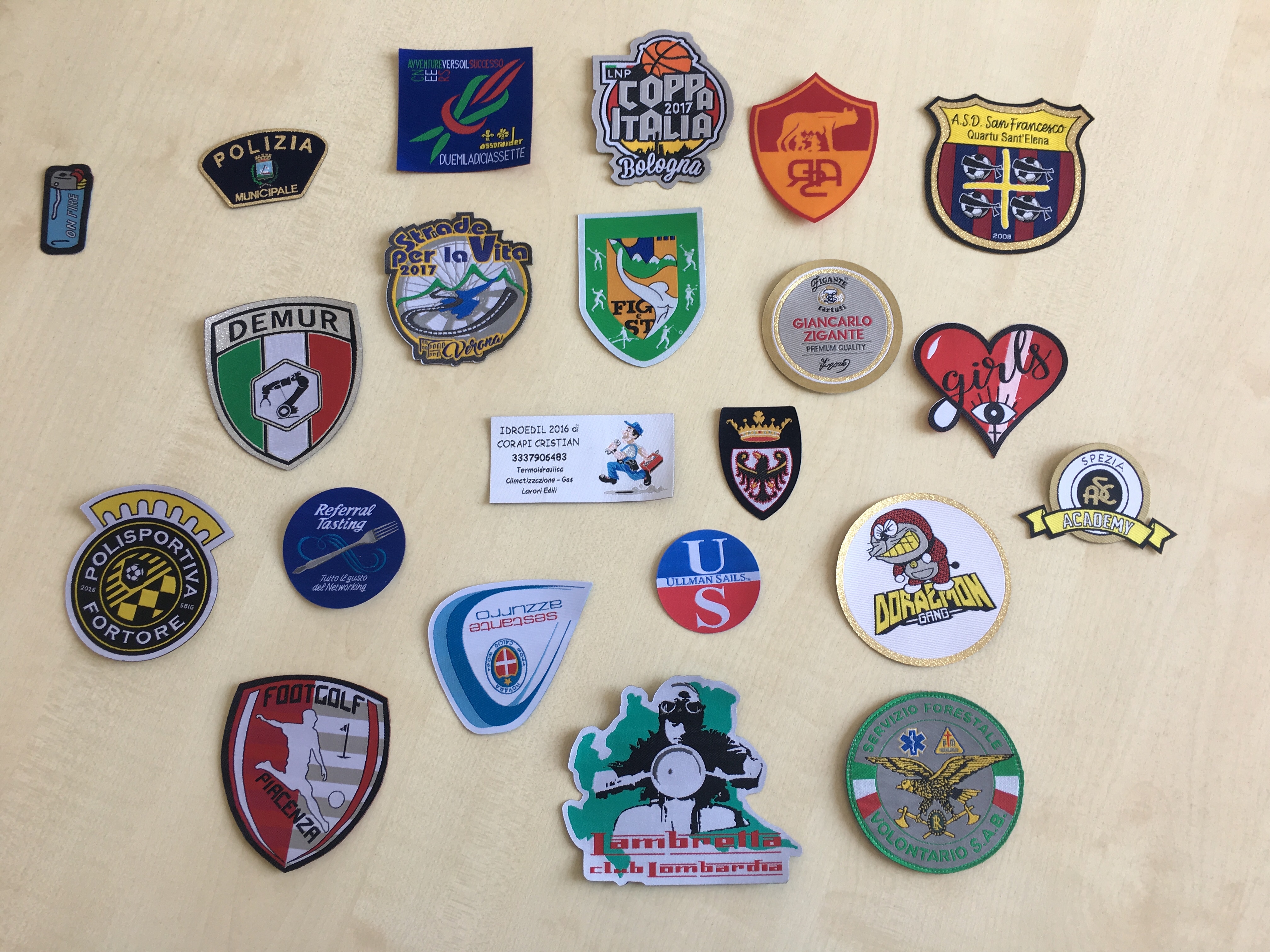 Toppe Termoadesive Ricamate Genziana Fiore - 5,5x3 Cm, Patch Decorativa Per Jeans, Borse, Cappelli - Foto 4