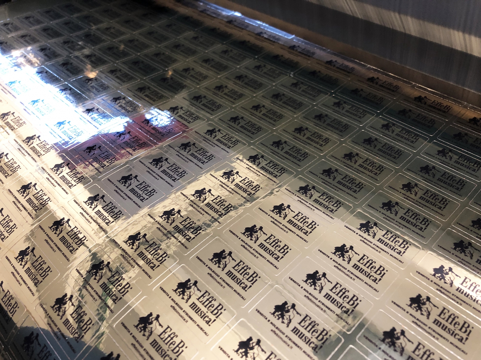 Stampa etichette argento cromo