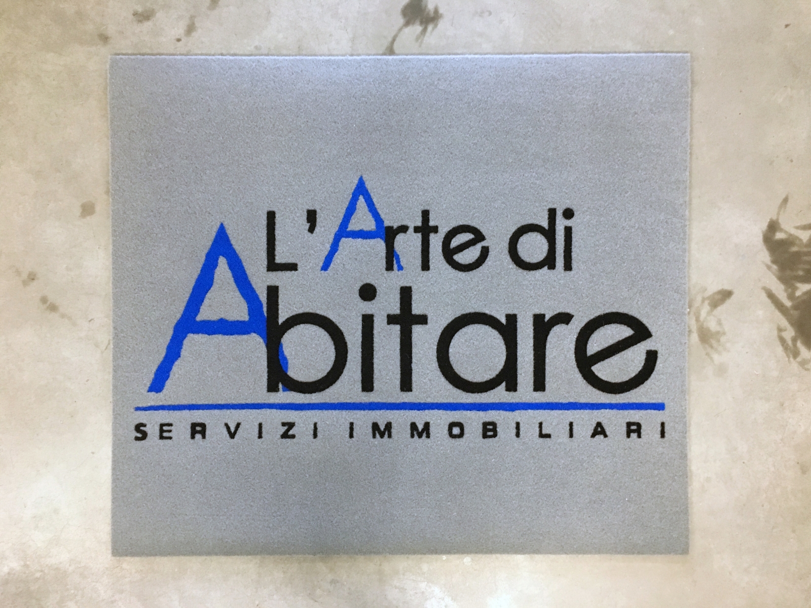 Tappeto Intarsiato con logo aziendale Tappeto Intarsiato con logo aziendale